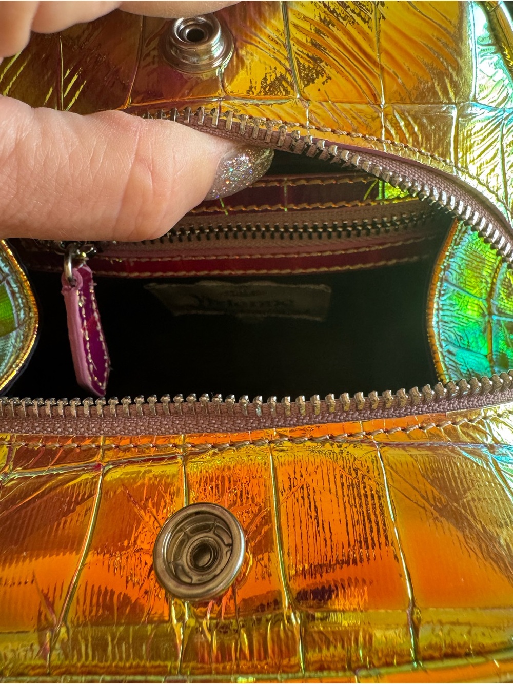 New Vivienne Westwood Orb Yasmine Holographic Purse - Picture 7 of 14